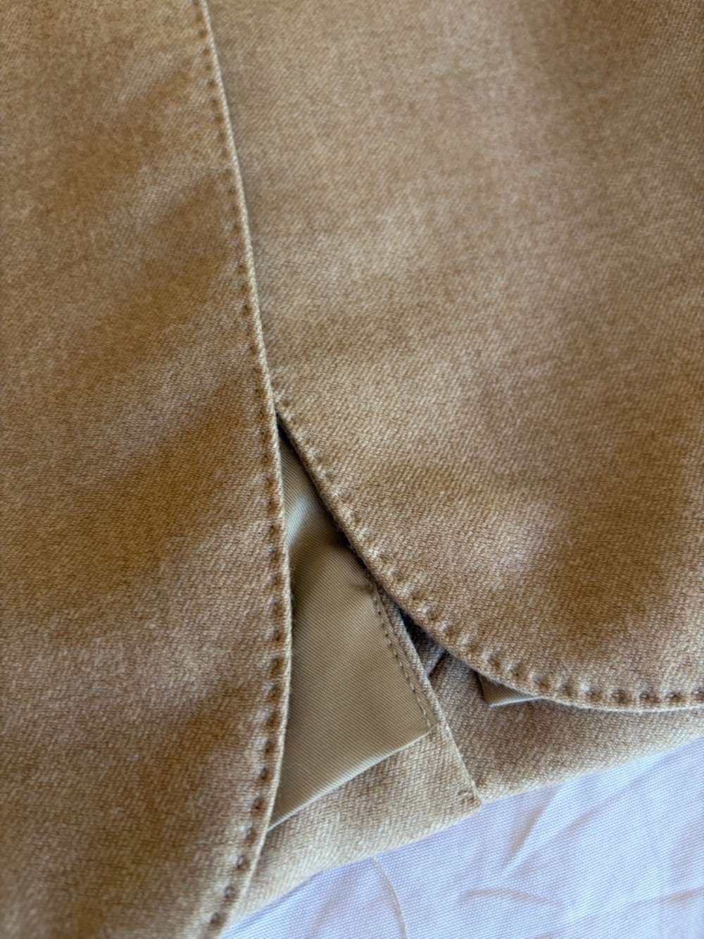 Theory Beige Single-Button Wool-Blend Blazer - Picture 3 of 12